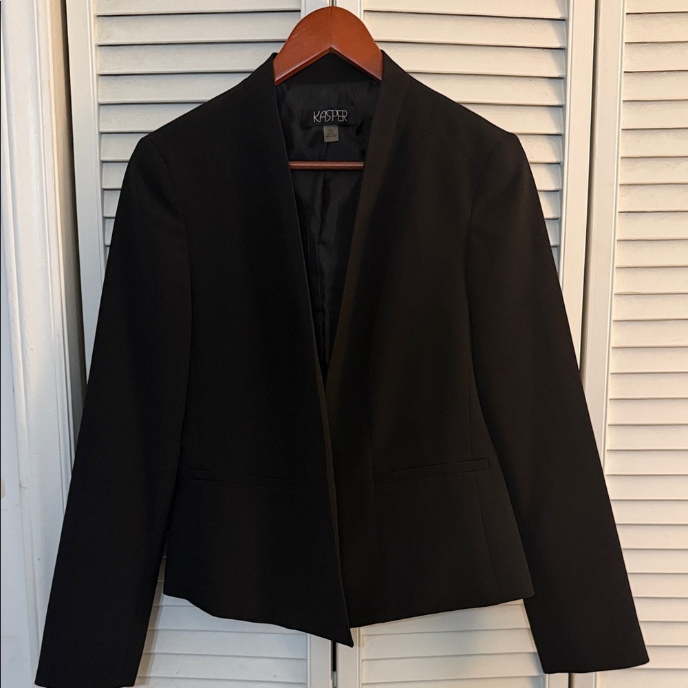 Kasper Women's Elegant Black Suit Jacket